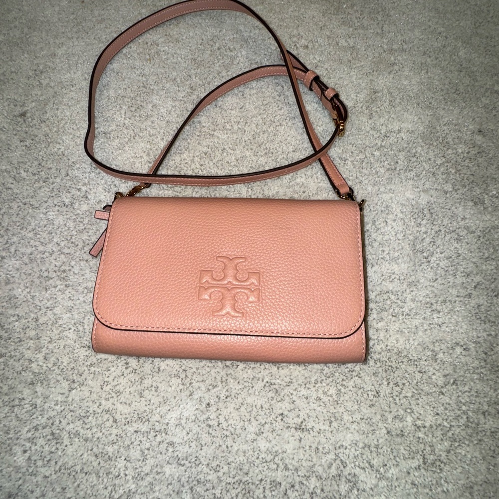 TORY BURCH Thea Pebbled Leather Crossbody Bag w Flat Wallet color Pink Moon
